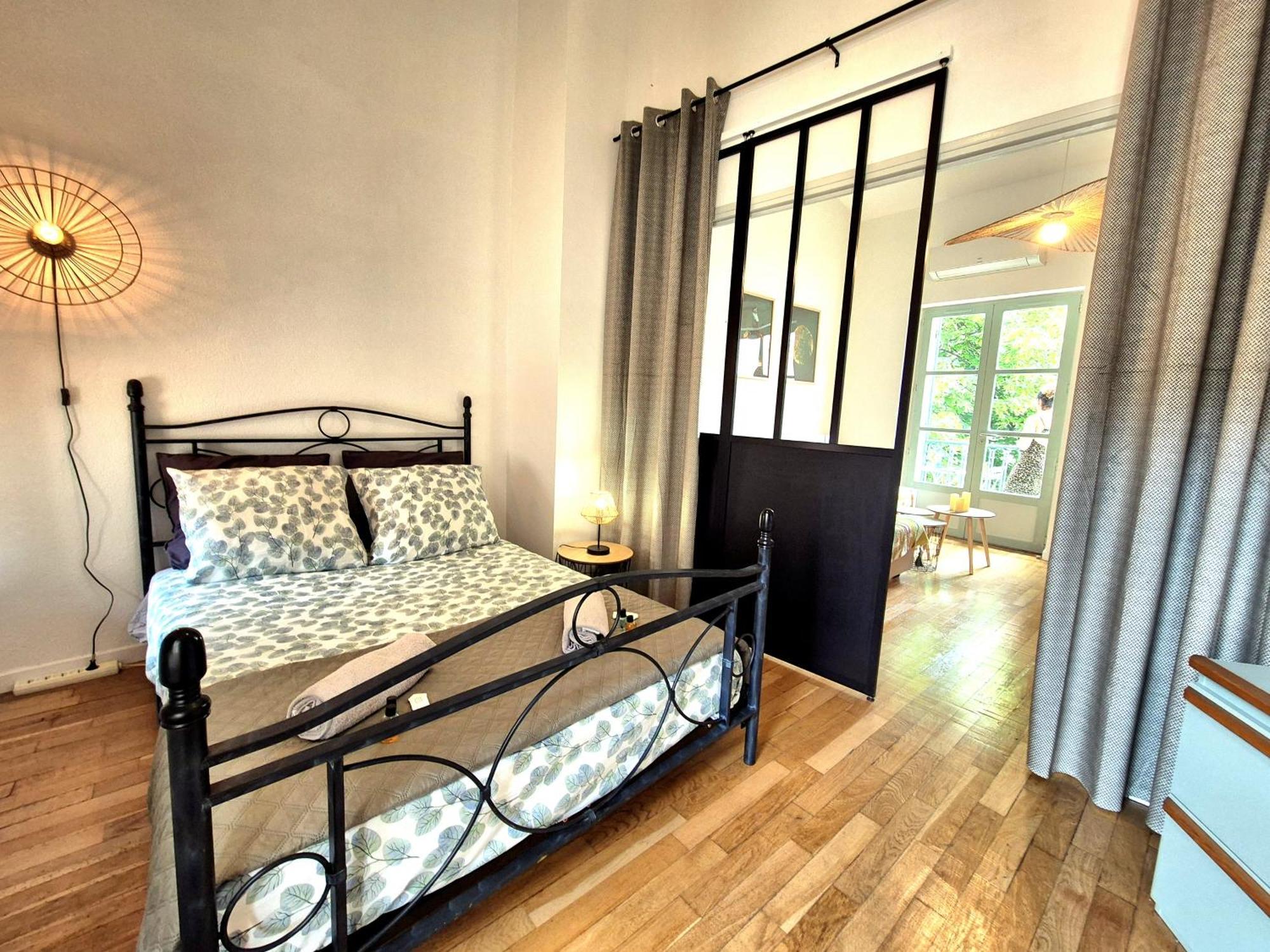 L'Artiste - Balcon - Clim Apartment Nimes Ngoại thất bức ảnh